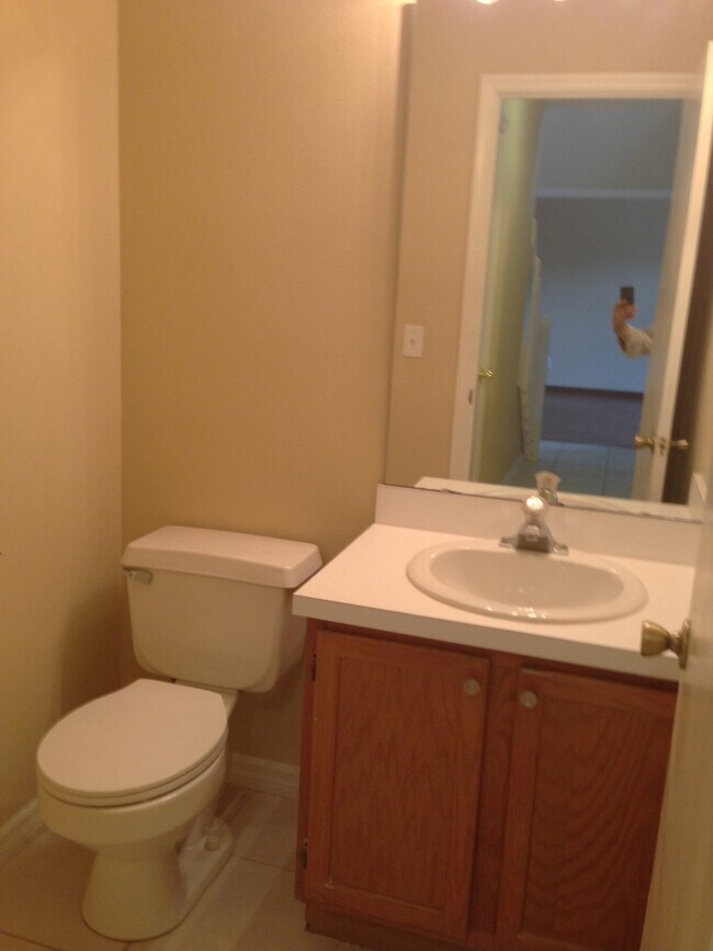 Building Photo - Gorgeous 4 BR Lake Mary home on Conservation lot - walking distance to Lake Mary HS