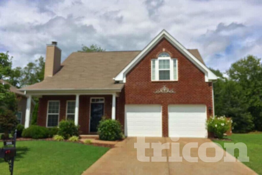 Building Photo - 2016 Silverton Cir