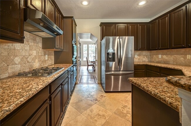 Building Photo - 11906 Dinosaur Valley Dr