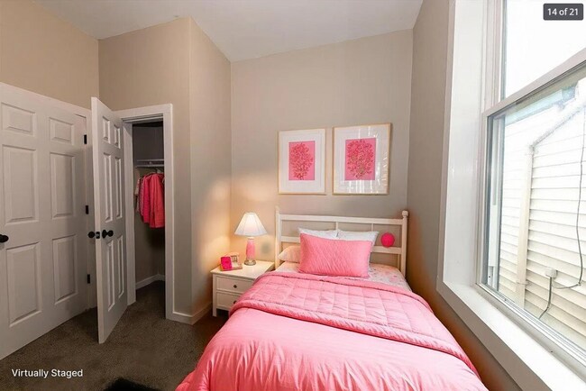 Building Photo - Greenup Duplex