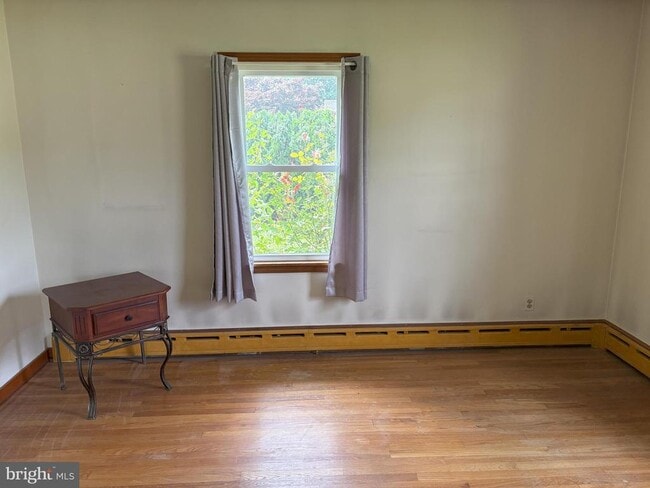 Building Photo - 402 Spruce St