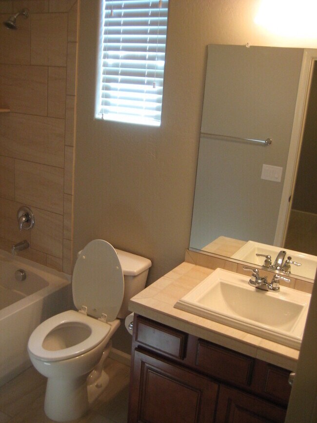 Building Photo - Gorgeous Morrison Ranch Home!