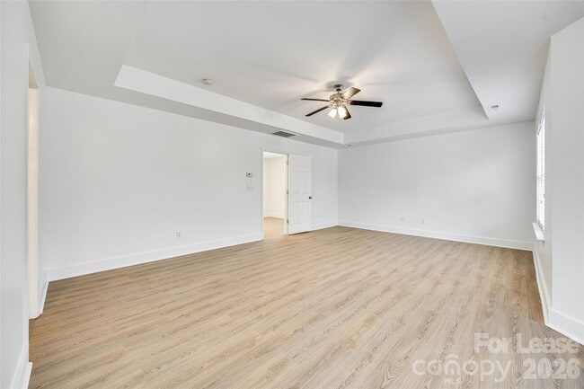 Building Photo - 3725 Planters Watch Dr