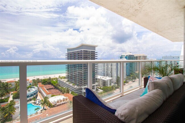 Building Photo - 5900 Collins Ave