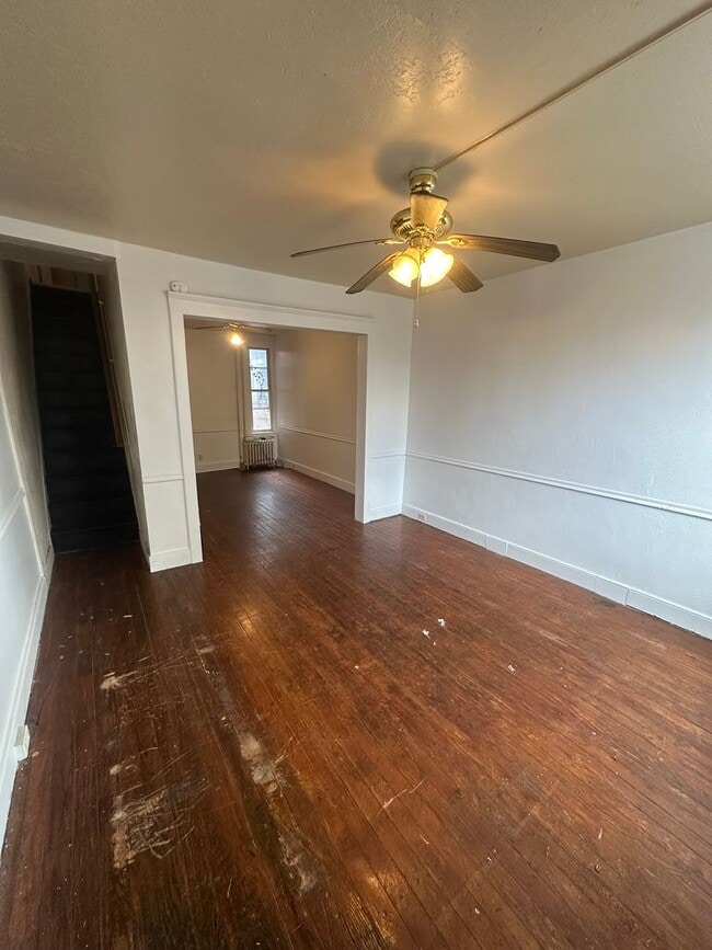 Building Photo - 731 S Beaver St