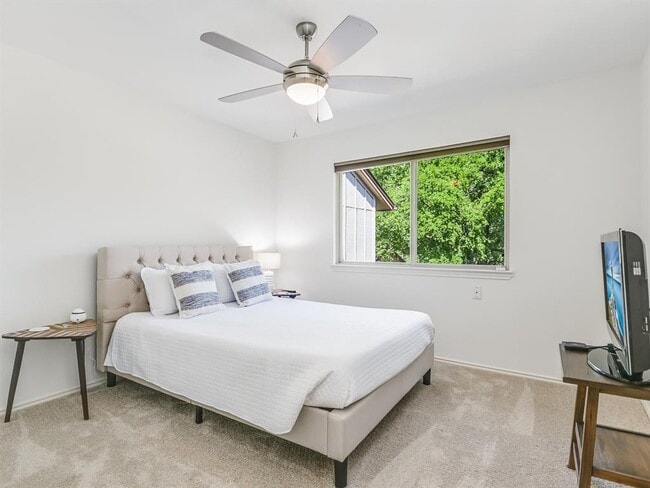 Building Photo - 8314 Bent Tree Rd