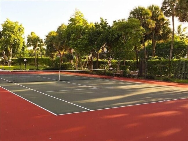 Building Photo - 950 Ponce De Leon Rd