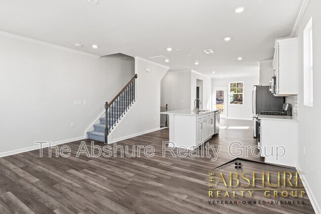 Building Photo - 2607 Chert Ln