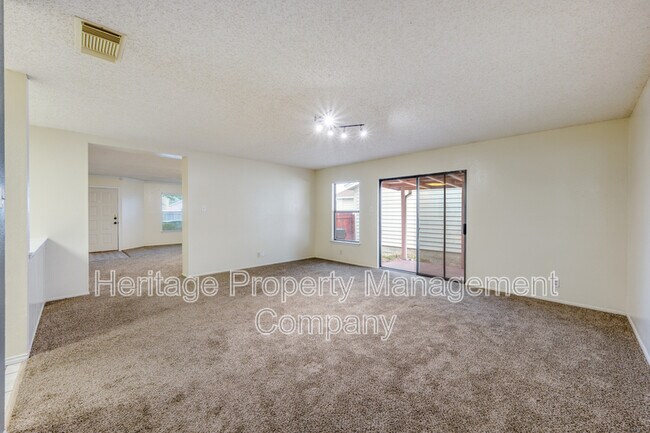 Building Photo - 6863 Cypress Mist Dr