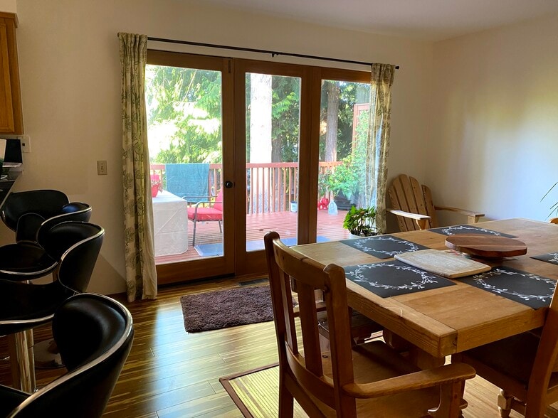 Dinning room - 1647 Jeannette Plz NW