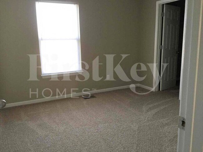 Building Photo - 4991 Delaney Valley Dr