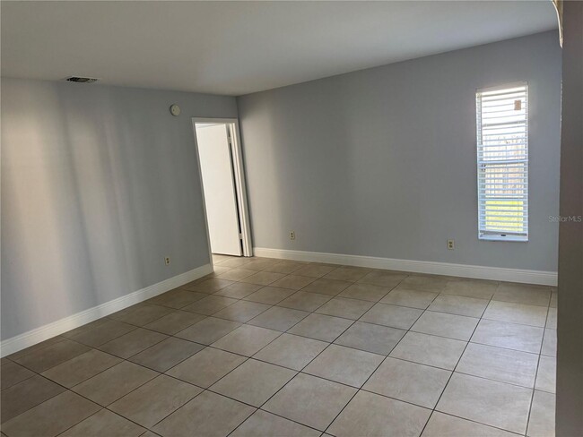 Building Photo - Home in BVL