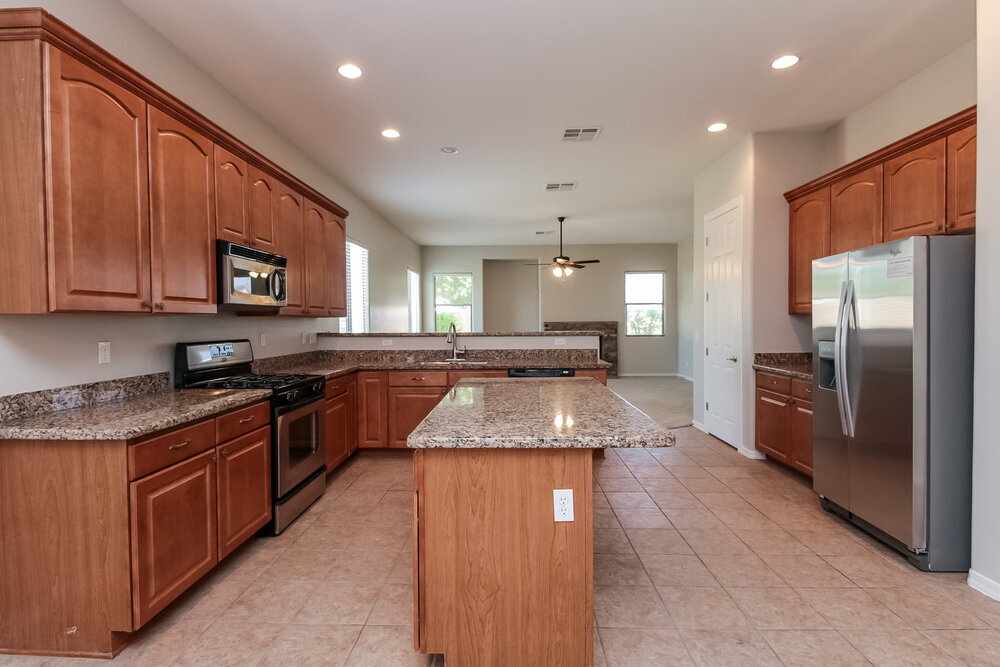 Building Photo - 4626 S Marble St