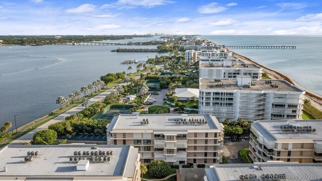 Building Photo - 3200 S Ocean Blvd