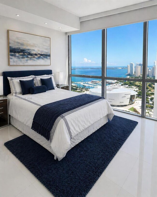 Building Photo - 1100 Biscayne Blvd