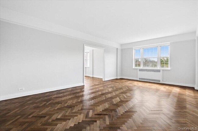 Building Photo - 45 Popham Rd