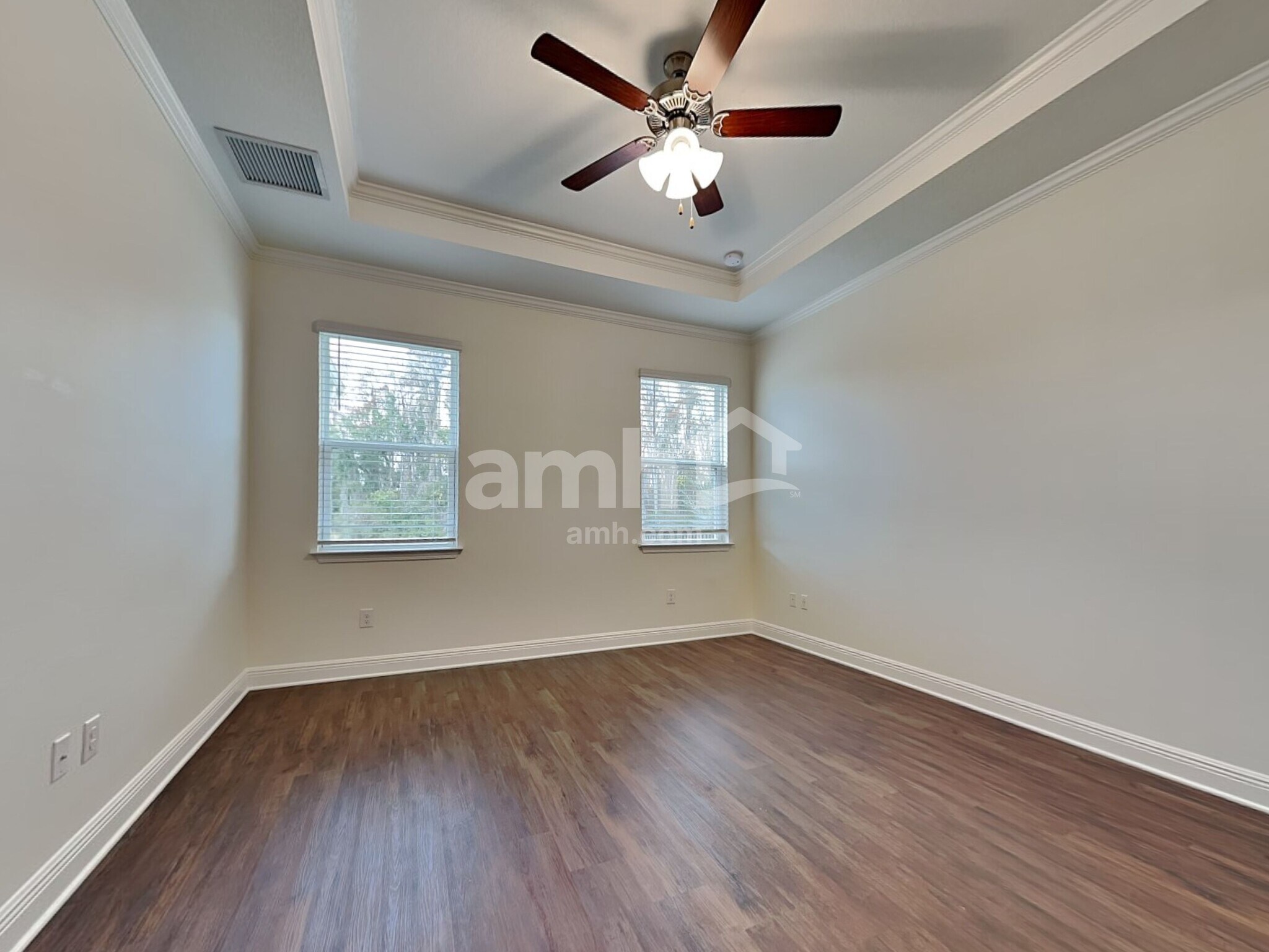 Building Photo - 27695 St Andrews Ave
