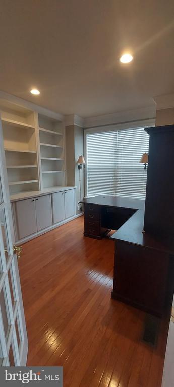 Building Photo - 23503 Sugar View Dr