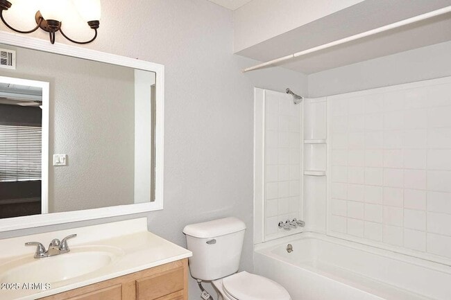 Building Photo - 617 E Calle Bolo Ln