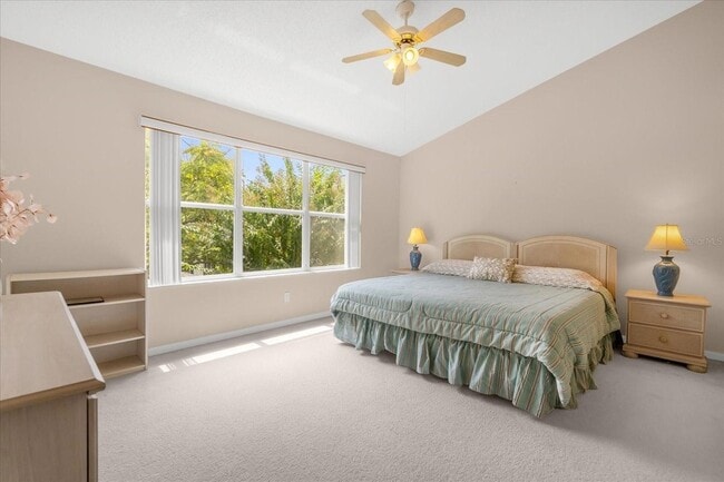 Building Photo - 6043 Lake Pointe Dr