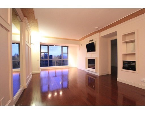 Building Photo - 21 Maywood St