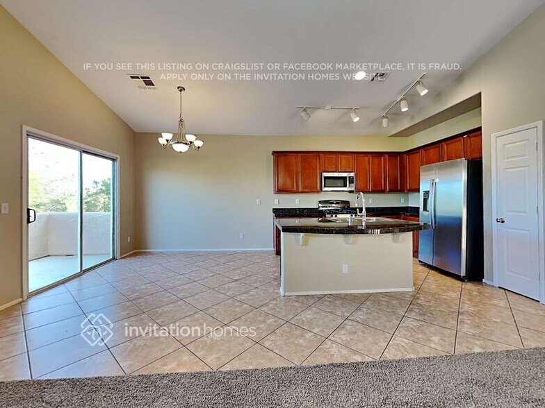 Building Photo - 9800 Red Horse St