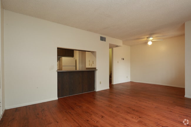 Interior Photo - Buenas Mt Lemon View
