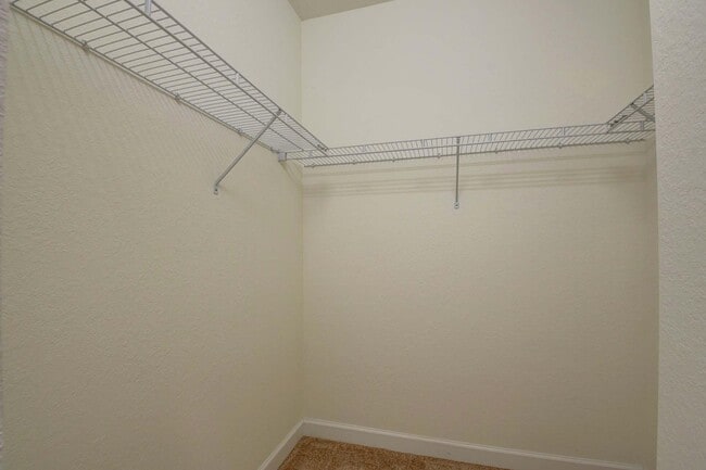 Building Photo - 8834 Willow Cove Ln