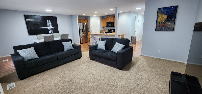 Building Photo - 1122-1122 SW Mayflower