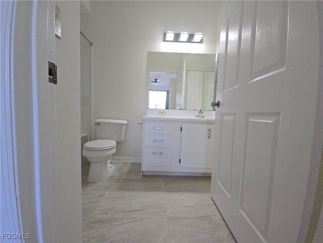 Building Photo - 11500 Villa Grand