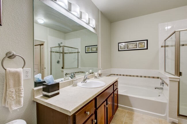 Bathroom #1 - 13456 Via Varra