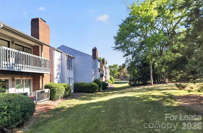 Building Photo - 11029 Harrowfield Rd