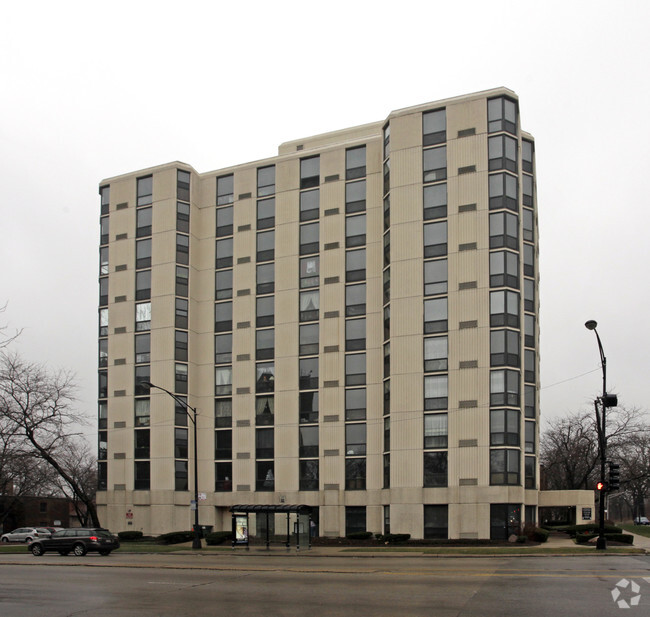 Building Photo - Peterson Plaza