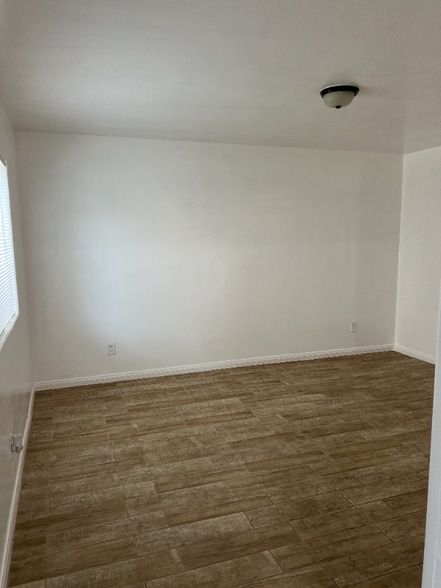 Building Photo - 821 Karma Ct