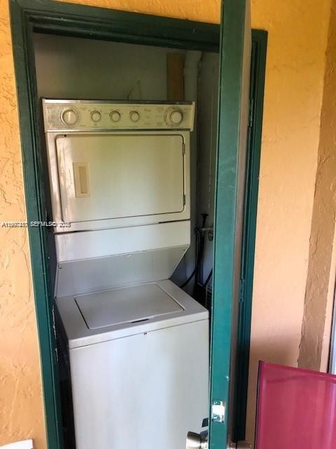 Building Photo - 10733 Cleary Blvd