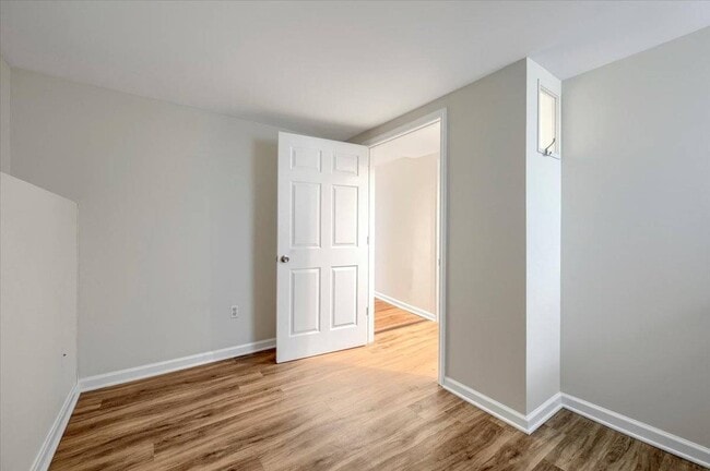 Building Photo - 205 Hudson St