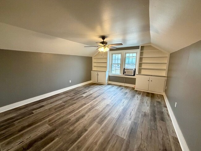 Building Photo - 200 Summer St