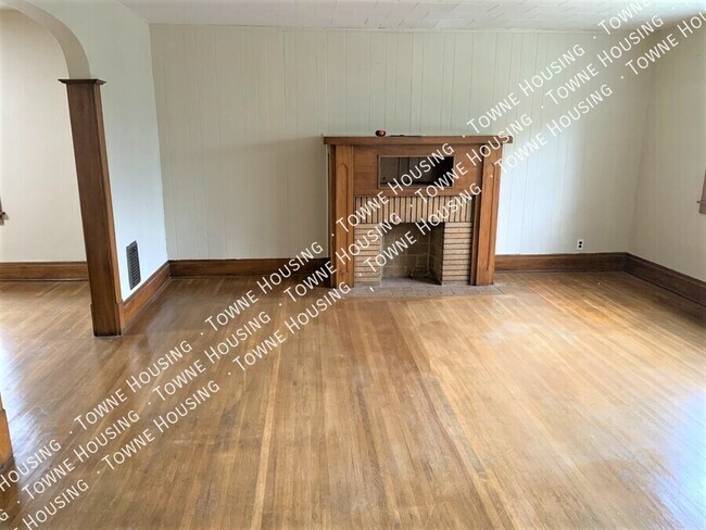 Building Photo - 92 Tremont Ave