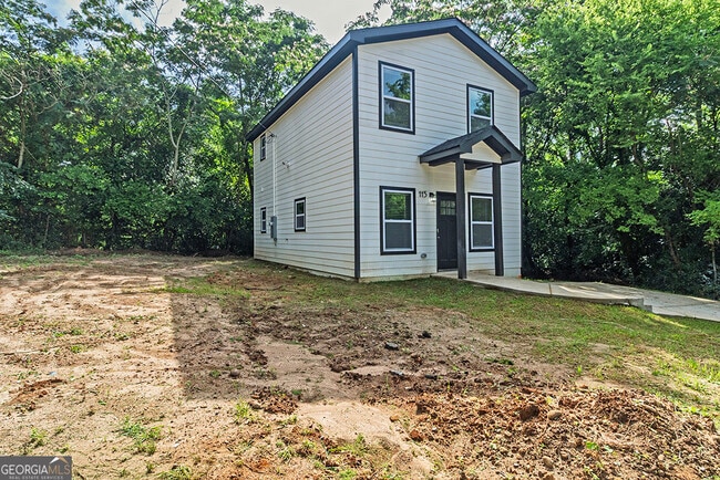 Building Photo - 115 Emily St