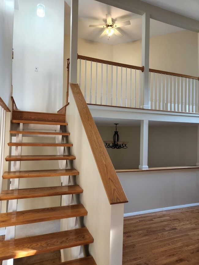 Building Photo - 295 Gemini Dr