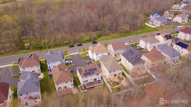Building Photo - 460 Morning Glory Dr