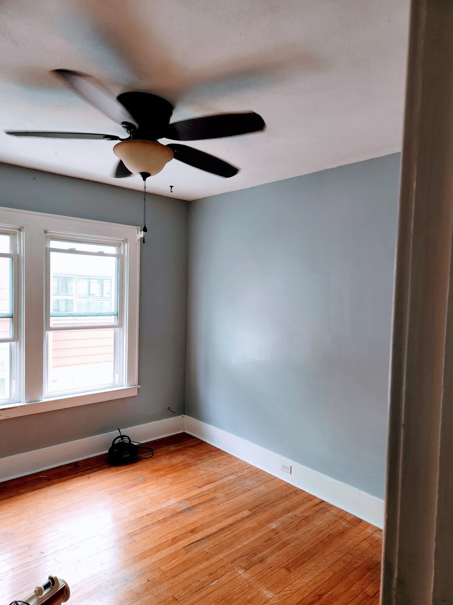 3rd bedroom - 210 Woodbine Ave