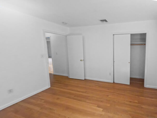 Building Photo - 57 Grasso Terrace