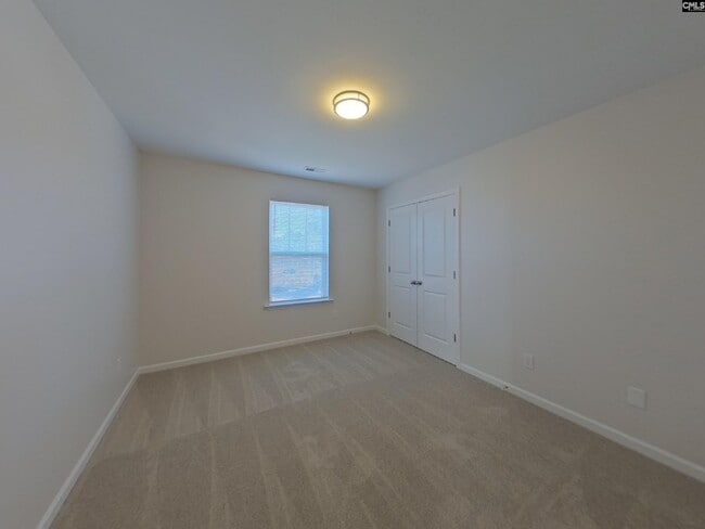 Building Photo - 129 Hillock Ct