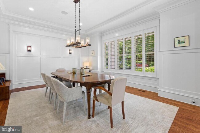 Building Photo - 5600 Brite Dr