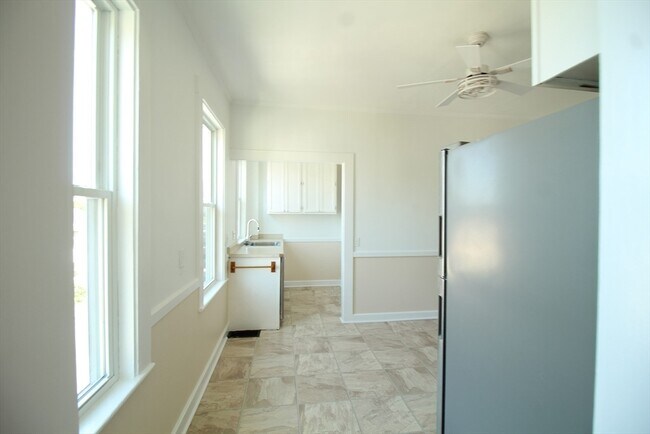 Building Photo - 3 Ocean Terrace