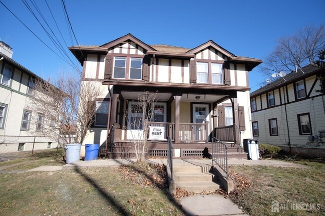 Primary Photo - 417 Chestnut St
