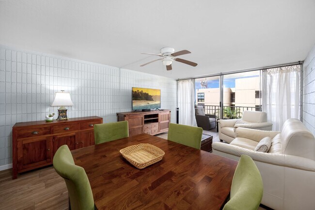 Building Photo - Mokuleia Sands #501 – Furnished 1BR/1BA | Ocean Views | Available Now