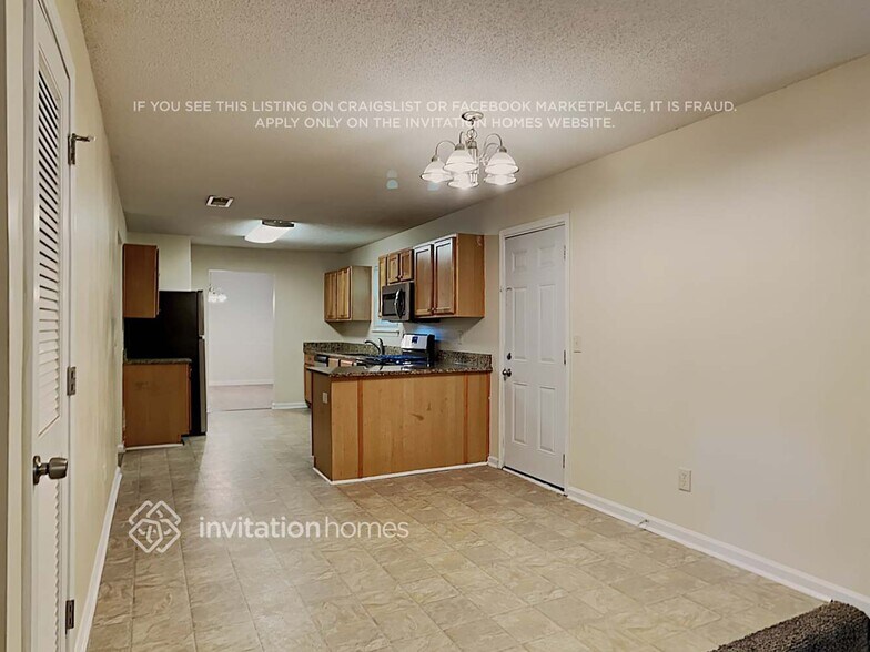 Building Photo - 3969 Craggy Perch