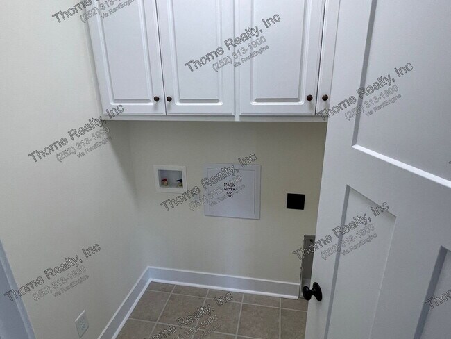 Building Photo - 44 B P Ct